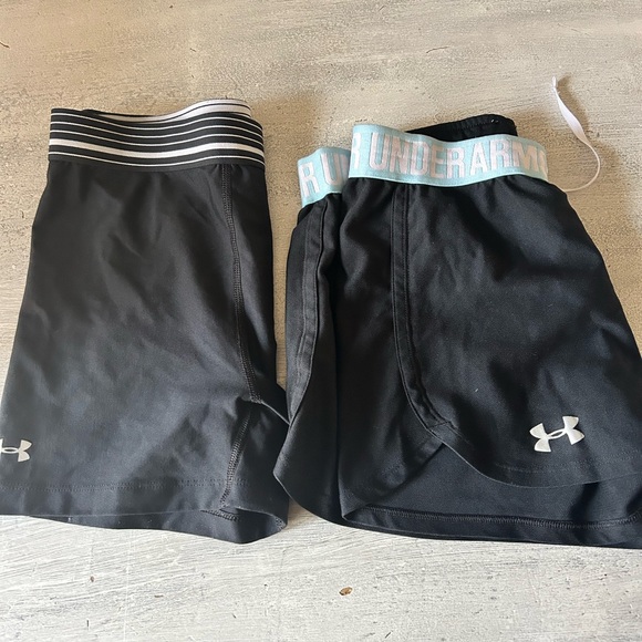 Under Armour Athletic Black Running Workout Shorts Woman XS and S bundle - Picture 1 of 8